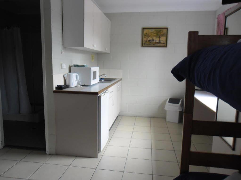 טאונסביל Banjo Paterson Motor Inn מראה חיצוני תמונה