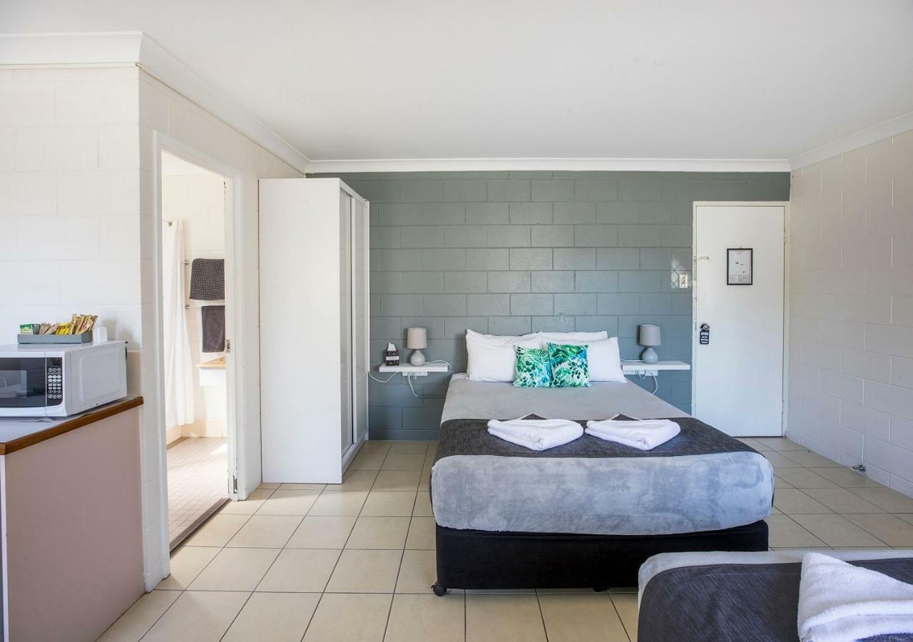 טאונסביל Banjo Paterson Motor Inn מראה חיצוני תמונה
